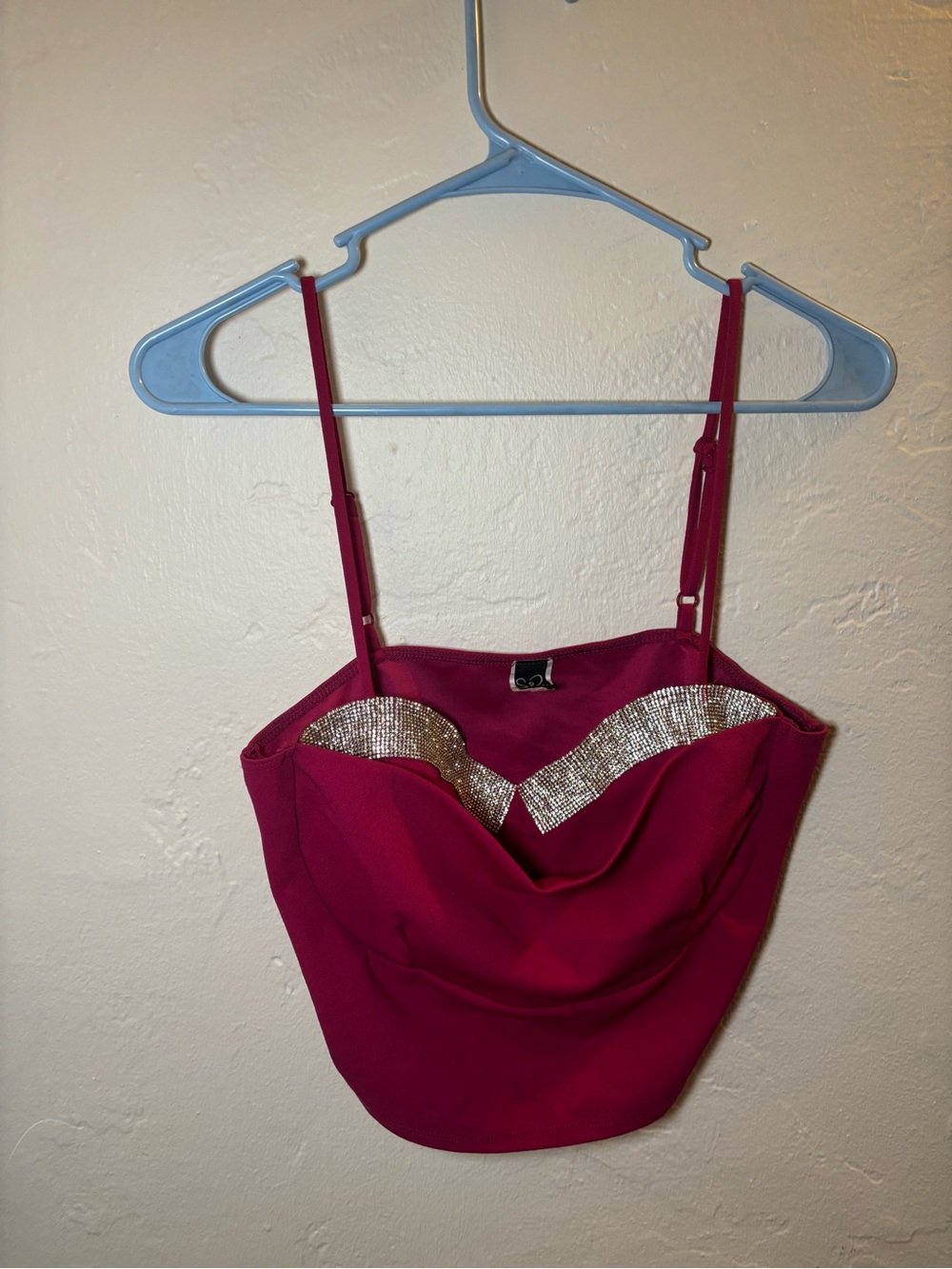 Women's Fuchsia Sequin-Trim Cropped Cowl Tank Top